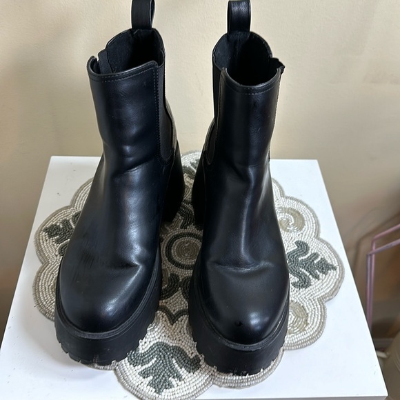 Soda Shoes - Black soda combat boots